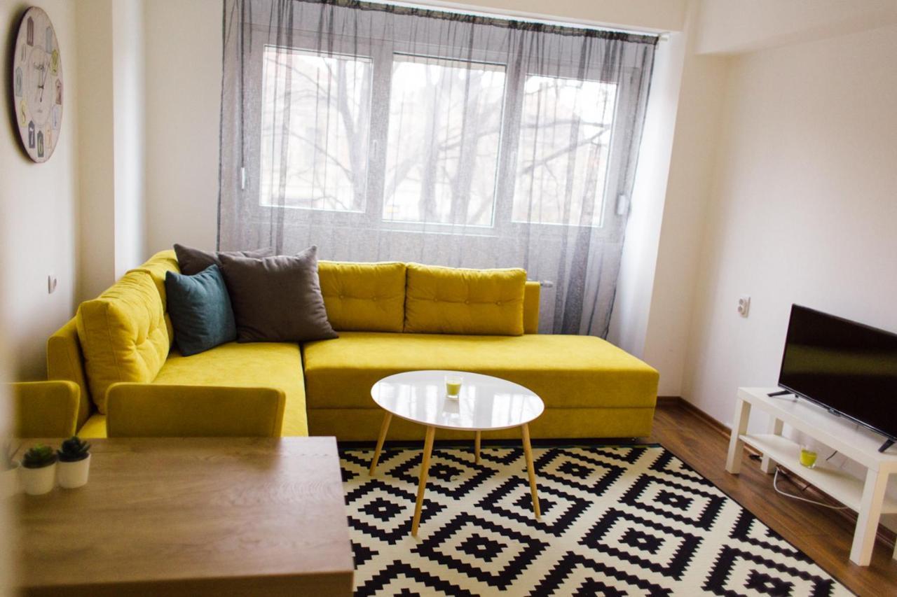 New Center Apartments Ниш Экстерьер фото