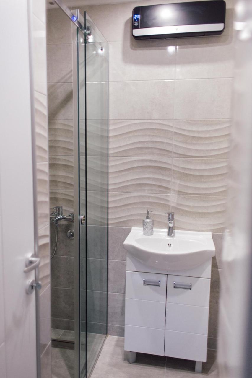 New Center Apartments Ниш Экстерьер фото