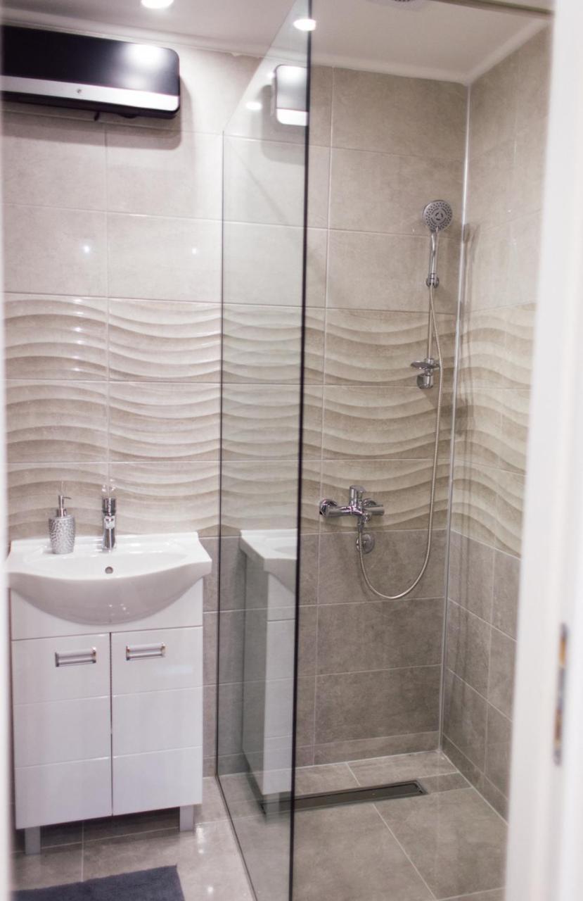 New Center Apartments Ниш Экстерьер фото